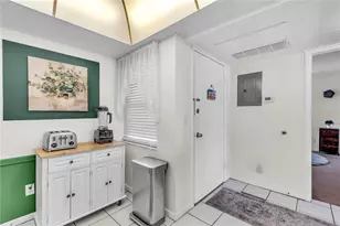 12200 Vonn Rd, Largo, FL 33774 - Photo 11