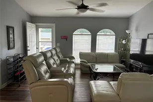 10013 Oslin St, Tampa, FL 33615 - Photo 3