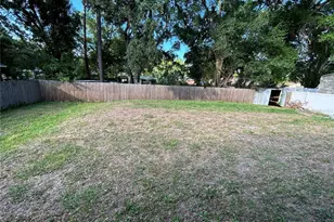 10013 Oslin St, Tampa, FL 33615 - Photo 15