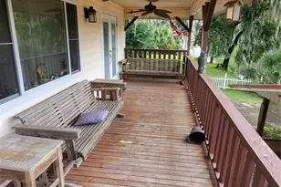 2377 NW 34th Pl, Lake Panasoffkee, FL 33538 - Photo 3
