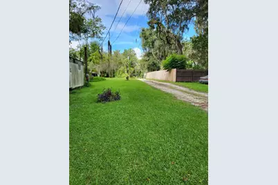 2377 NW 34th Place, Lake Panasoffkee, FL 33538 - Photo 35