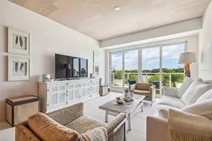 1020 Sunset Point Rd, Clearwater, FL 33755 - Photo 5