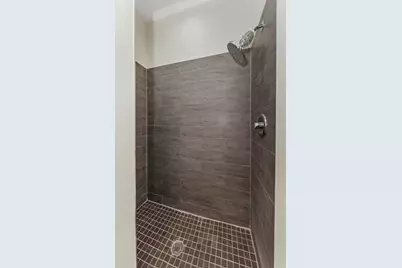 409 8th Street N #8, Saint Petersburg, FL 33701 - Photo 19