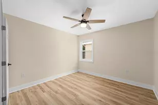 10707 N Rome Ave, Tampa, FL 33612 - Photo 49
