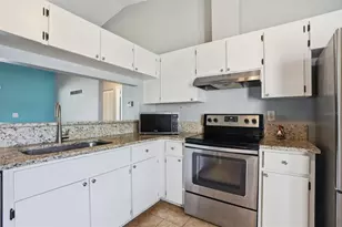 10616 Bucks Run, New Port Richey, FL 34654 - Photo 19