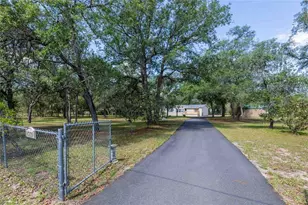14221 Hurricane Dr, Weeki Wachee, FL 34614 - Photo 59