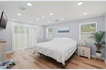 8015 28th Avenue N, Saint Petersburg, FL 33710 - Photo 21