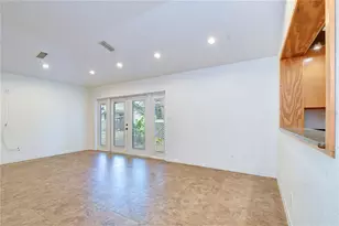 3437 59th St N, Saint Petersburg, FL 33710 - Photo 25