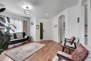 18147 Canal Pointe St, Tampa, FL 33647 - Photo 9