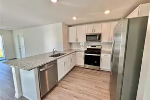 36100 Sunflower Hl Dr, Zephyrhills, FL 33541 - Photo 17