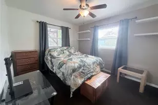 1428 38th Ave N, Saint Petersburg, FL 33704 - Photo 15