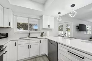 3309 Briarwood Ln, Safety Harbor, FL 34695 - Photo 11
