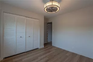 518 Crestover Dr, Tampa, FL 33617 - Photo 21
