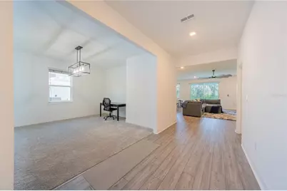 3818 N Maryland Avenue, Plant City, FL 33565 - Photo 17