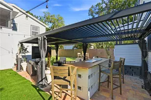 1011 14th St N, Saint Petersburg, FL 33705 - Photo 51