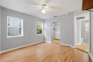1011 14th St N, Saint Petersburg, FL 33705 - Photo 39
