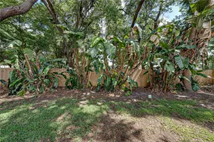 1737 Shady Leaf Dr, Valrico, FL 33596 - Photo 57