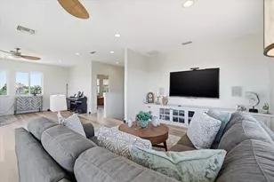 1130 S Florida Ave, Tarpon Springs, FL 34689 - Photo 15