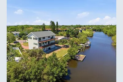 1130 S Florida Avenue, Tarpon Springs, FL 34689 - Photo 3