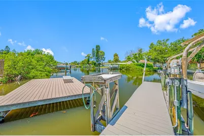 5000 Venetian Boulevard NE, Saint Petersburg, FL 33703 - Photo 47