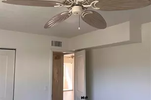 4500 Overlook Dr NE, Saint Petersburg, FL 33703 - Photo 13