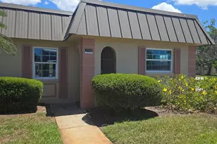 4249 Stratford Dr, New Port Richey, FL 34652 - Photo 7
