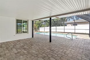 1100 Canterbury Rd, Clearwater, FL 33764 - Photo 23