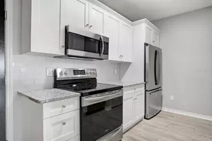 4311 Bayside Village Dr, Tampa, FL 33615 - Photo 5