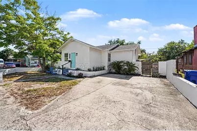 1655 Preston St S, Saint Petersburg, FL 33712 - Photo 3