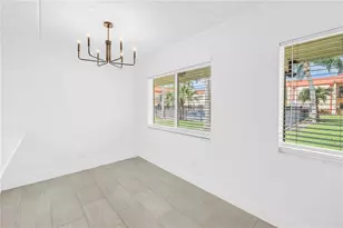 10375 Paradise Blvd, Treasure Island, FL 33706 - Photo 17