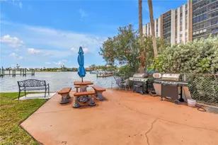 10375 Paradise Blvd, Treasure Island, FL 33706 - Photo 39