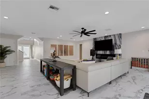 4124 Harbor Cir S, Largo, FL 33770 - Photo 5