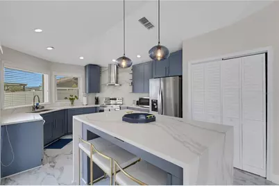 4124 Harbor Circle S, Largo, FL 33770 - Photo 11
