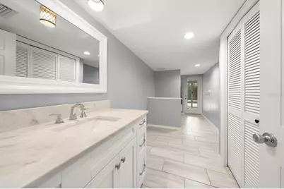 13903 Oberlin Manor Way, Tampa, FL 33613 - Photo 25