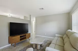 5648 33rd Ave N, Saint Petersburg, FL 33710 - Photo 7