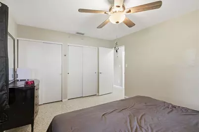 5648 33rd Avenue N, Saint Petersburg, FL 33710 - Photo 19