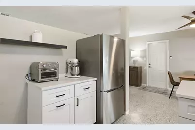 5648 33rd Avenue N, Saint Petersburg, FL 33710 - Photo 17