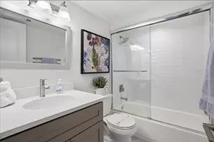 8911 Blind Pass Rd, Saint Pete Beach, FL 33706 - Photo 29