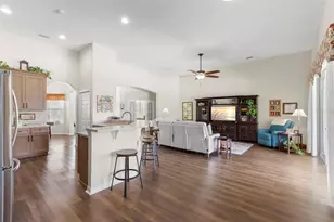 14807 Grady Sweat Ln, Wimauma, FL 33598 - Photo 11