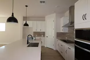 10665 Cres Crk Xing, Parrish, FL 34219 - Photo 5