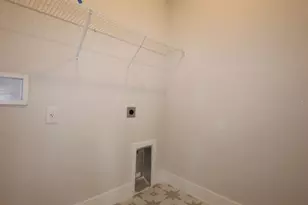 10665 Cres Crk Xing, Parrish, FL 34219 - Photo 11