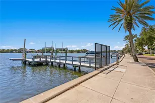 2926 Coffee Pot Blvd NE, Saint Petersburg, FL 33704 - Photo 3