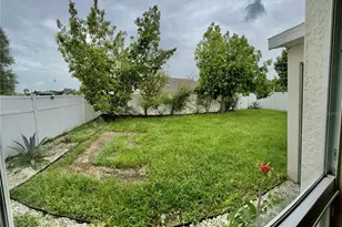 11534 Bay Gardens Loop, Riverview, FL 33569 - Photo 31