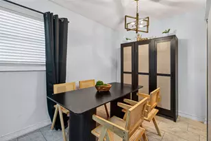 6370 1st St N, Saint Petersburg, FL 33702 - Photo 5