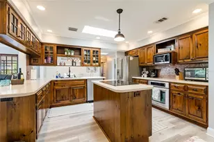 12473 90th Ave, Seminole, FL 33772 - Photo 35