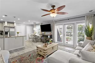 5175 Coquina Key Dr SE, Saint Petersburg, FL 33705 - Photo 3