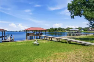 12006 Waterside Ct, Tampa, FL 33612 - Photo 53