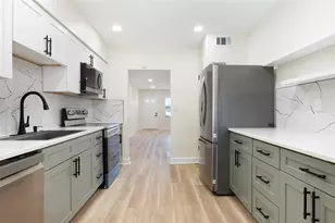 3740 58th St N, Saint Petersburg, FL 33710 - Photo 9