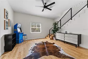 680 25th Ave S, Saint Petersburg, FL 33705 - Photo 3