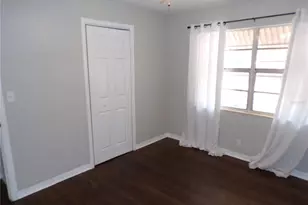 4402 73rd St N, Saint Petersburg, FL 33709 - Photo 13